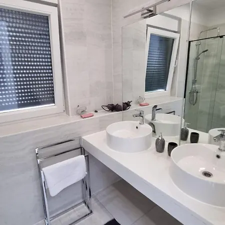 House Gavran Vodice